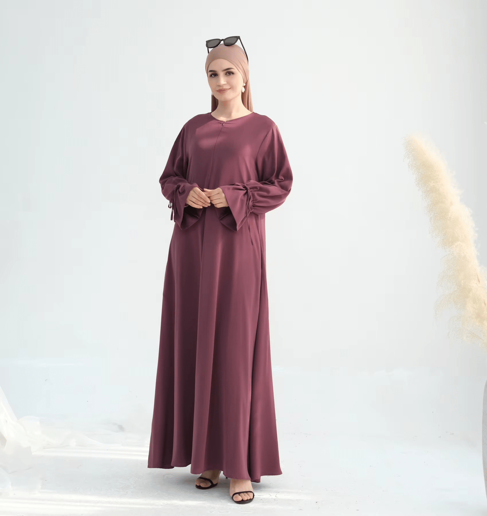 Abaya - Nida - Elayha - Abayas de Luxe, Élégance Émiratie